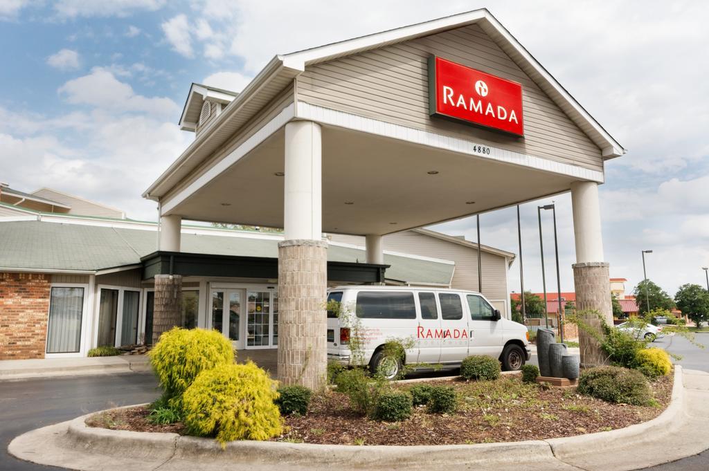 Ramada ฮันต์สวิลล์ ภายนอก รูปภาพ